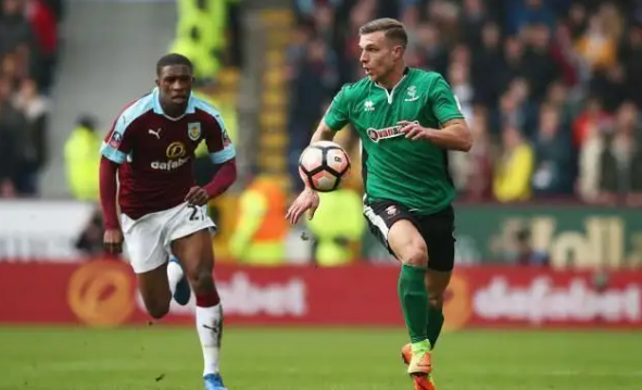 斯洛特下课？曝利物浦高层愿等到新年前 仍盼他过难关