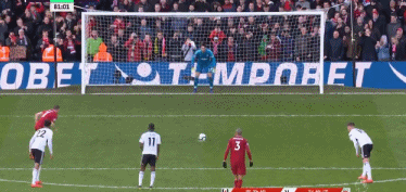 首次被葡萄牙征召的边锋福布斯出生时，C罗已为葡萄牙出场3次